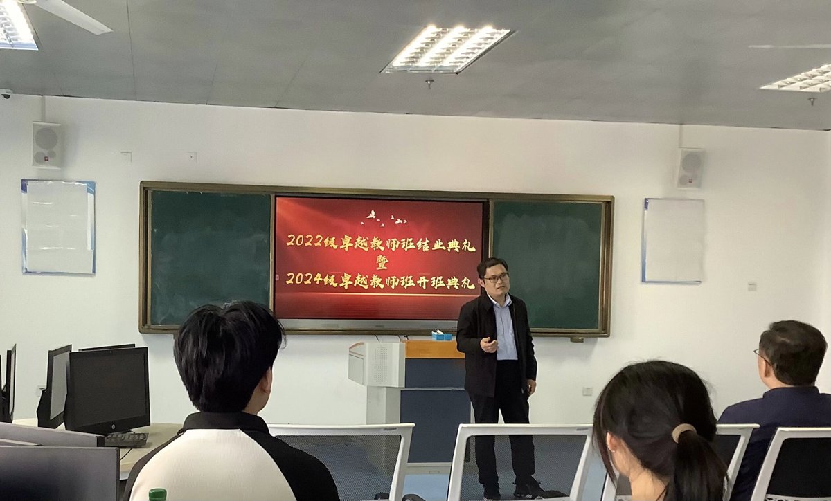 d42bdda2600f497dbcbd6caaa9d66acd.jpg d42bdda2600f497dbcbd6caaa9d66acd.jpg